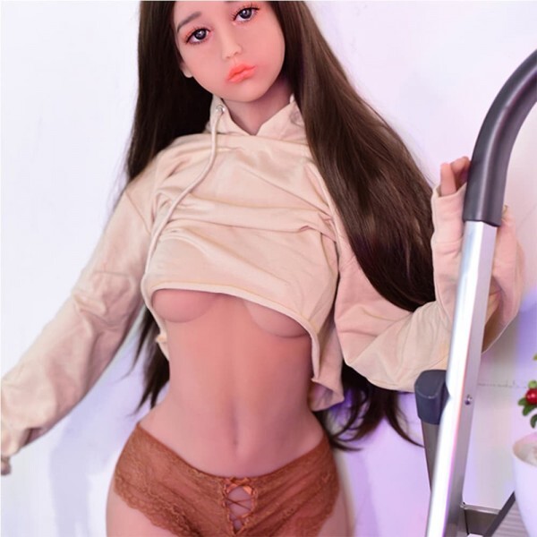 Michelle von 6YE Doll