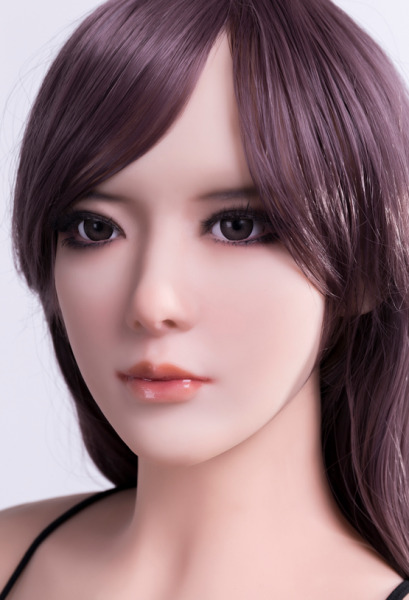 Dannie von Qita Doll